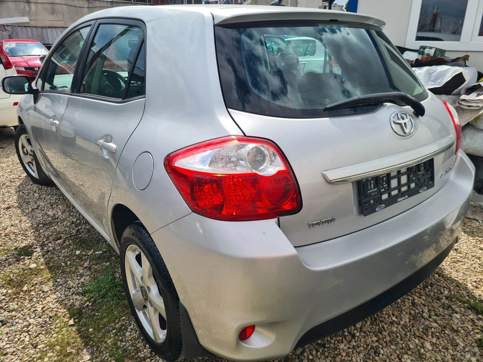 Toyota Auris 1.6 NAVI FACELIFT - изображение 5