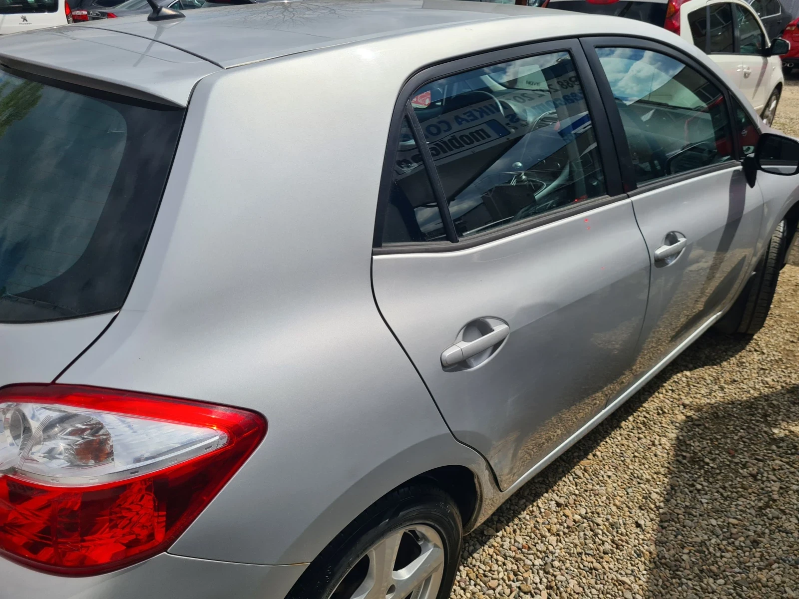 Toyota Auris 1.6 NAVI FACELIFT - изображение 4