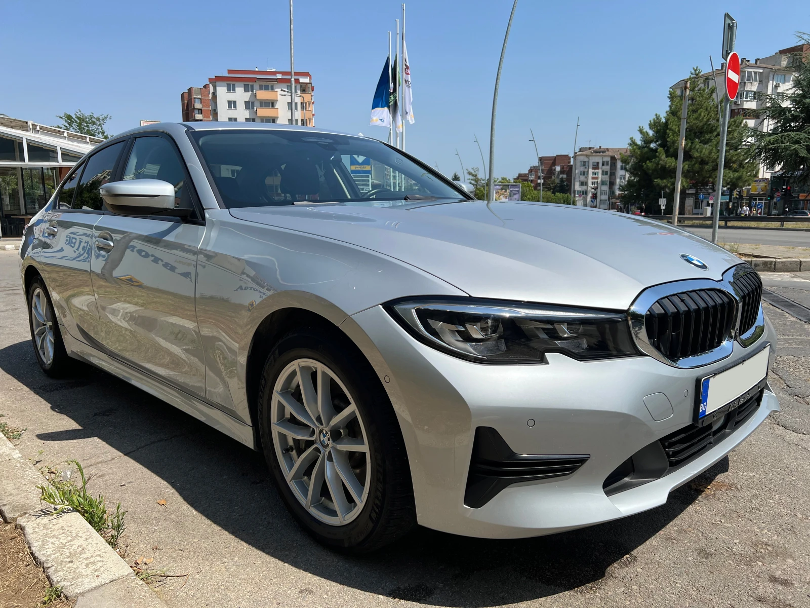 BMW 330  - изображение 3