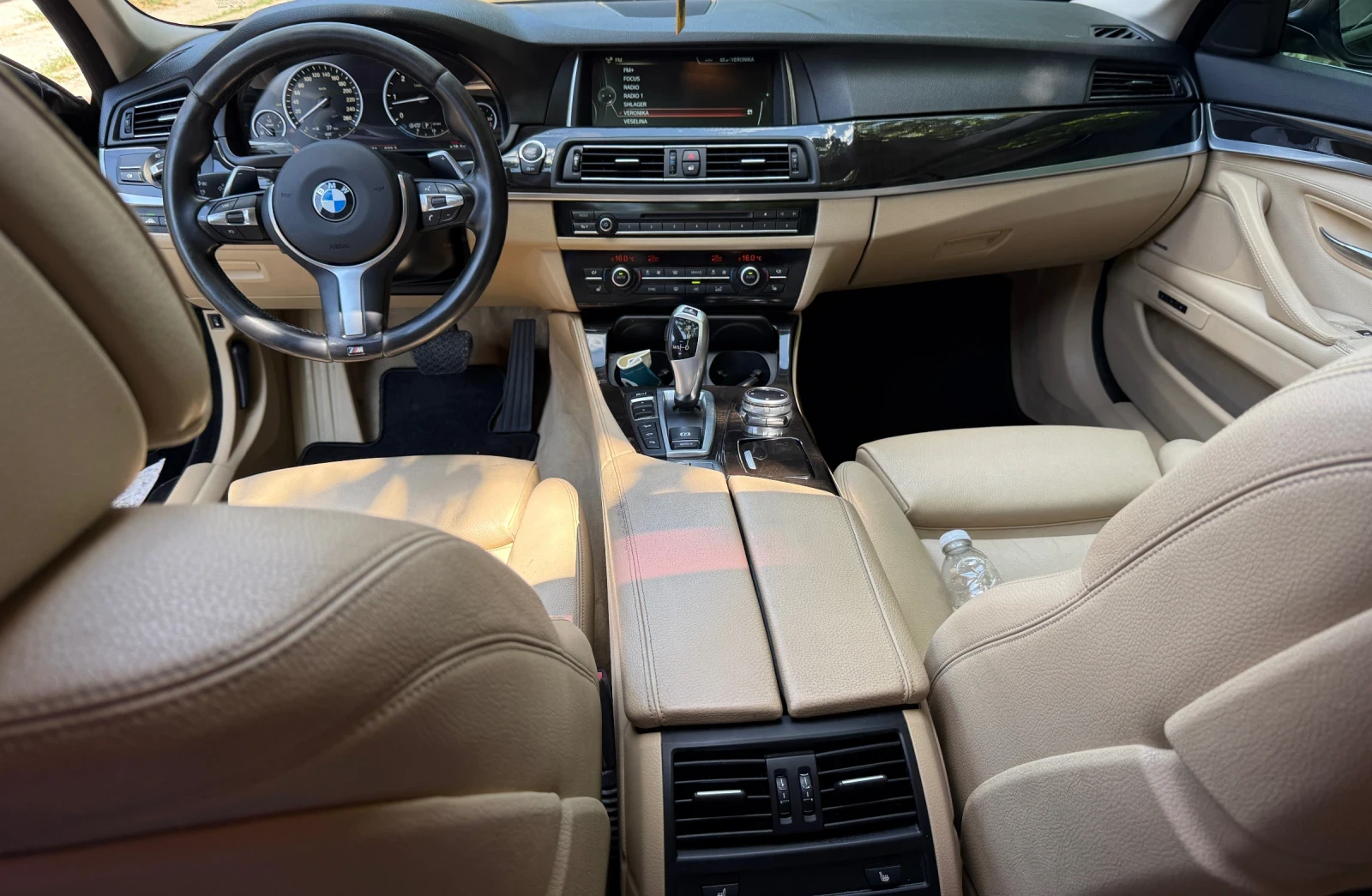 BMW 535 * HEAD UP* XD* DISTRONIC* M-PACK* 360 * LASSER* TO, снимка 8 - Автомобили и джипове - 55648323