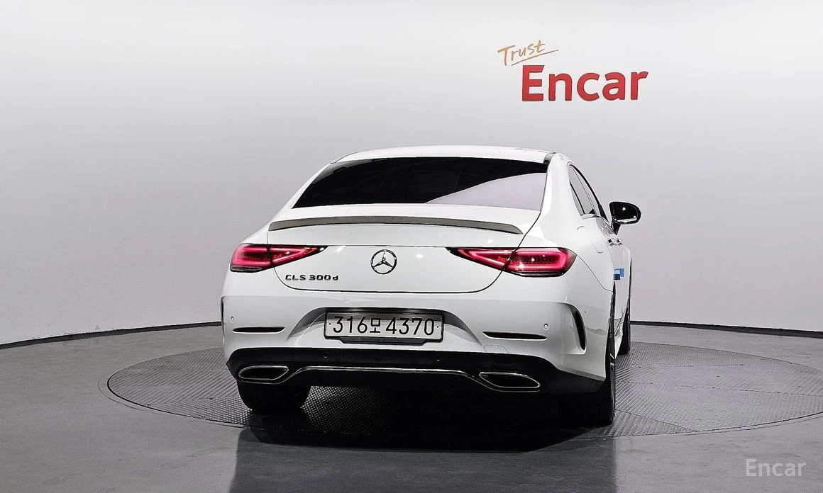 Mercedes-Benz CLS 300  - изображение 4