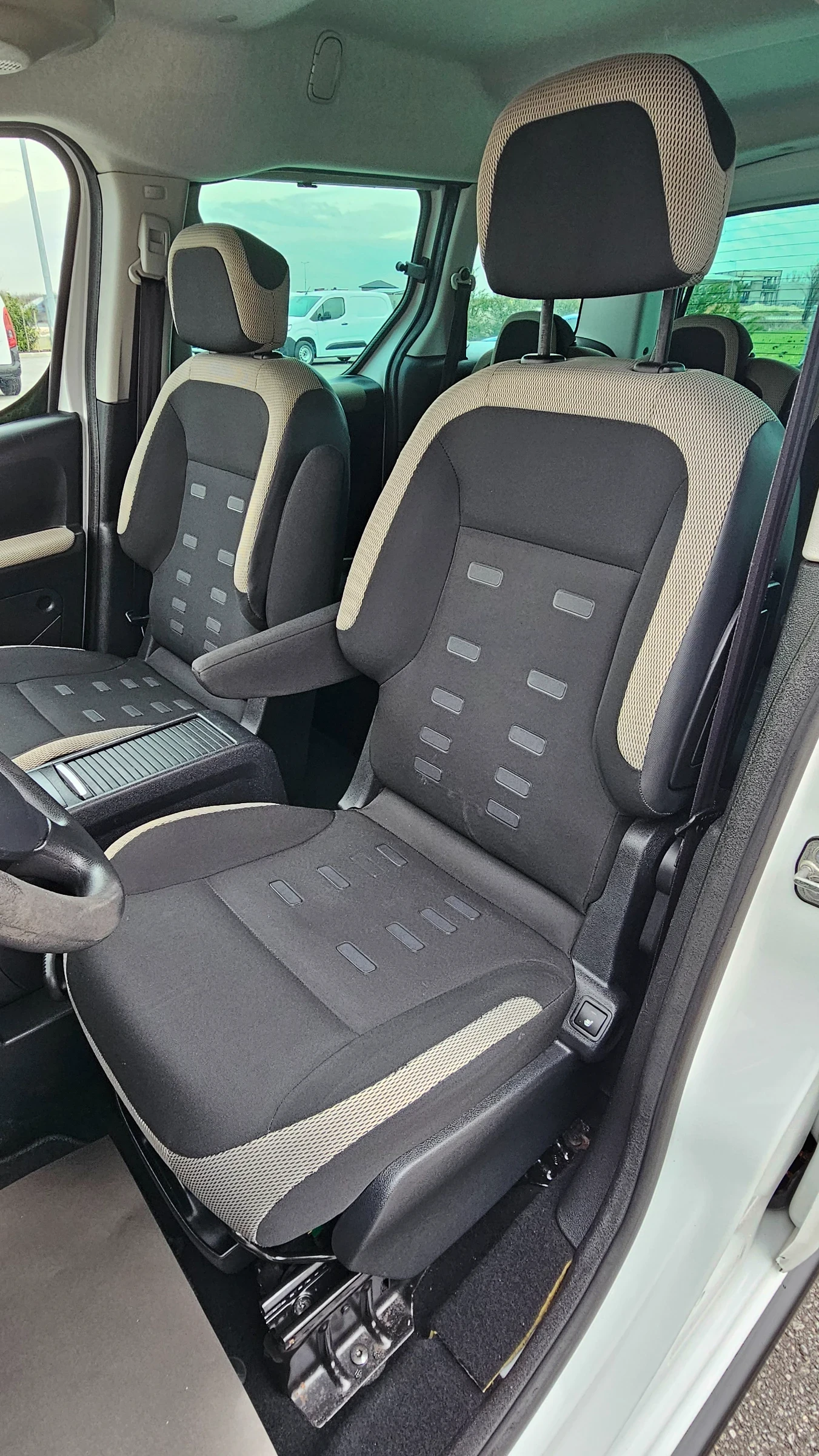 Citroen Berlingo XTR/1.6 HDi 115ps/Klima/Euro5 - изображение 9