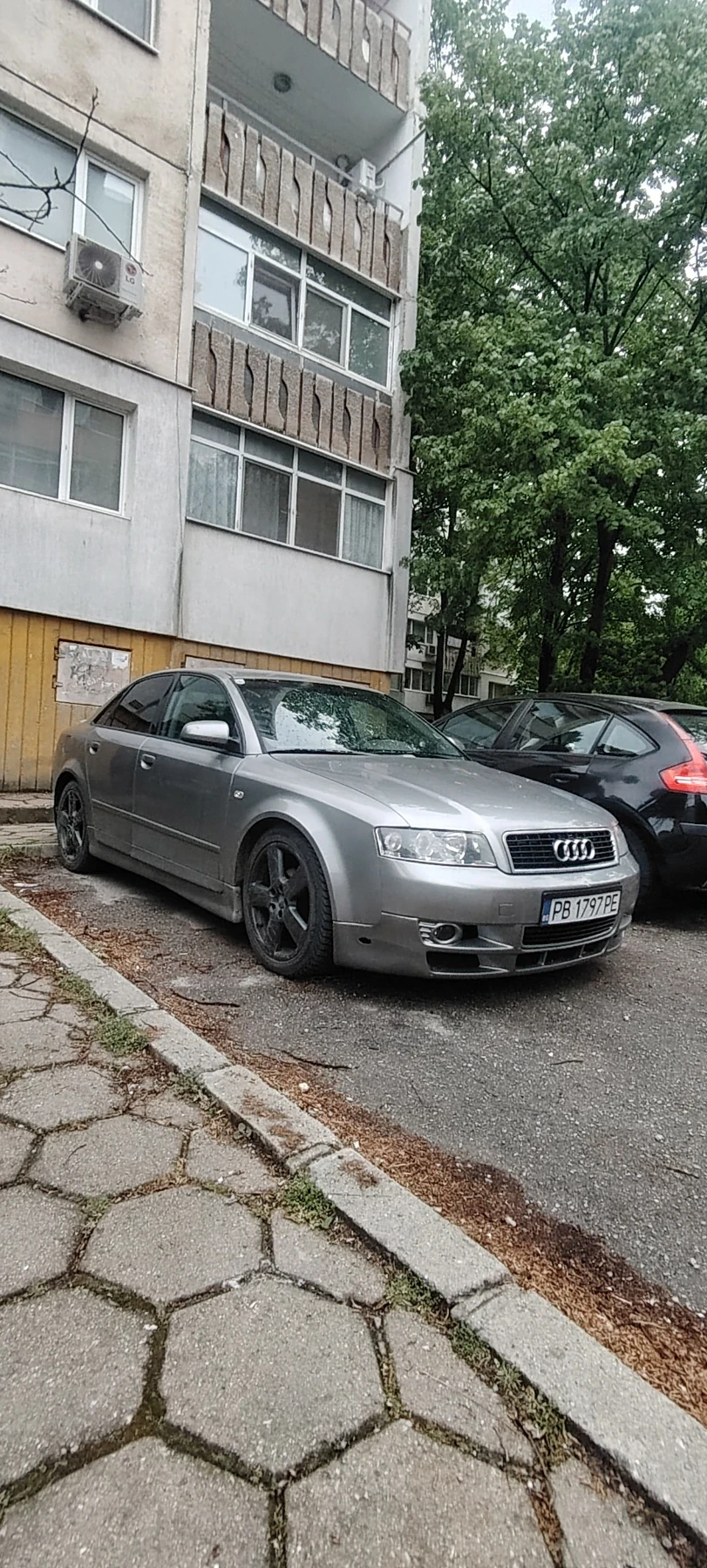 Audi A4 1.9tdi, снимка 10 - Автомобили и джипове - 54369456
