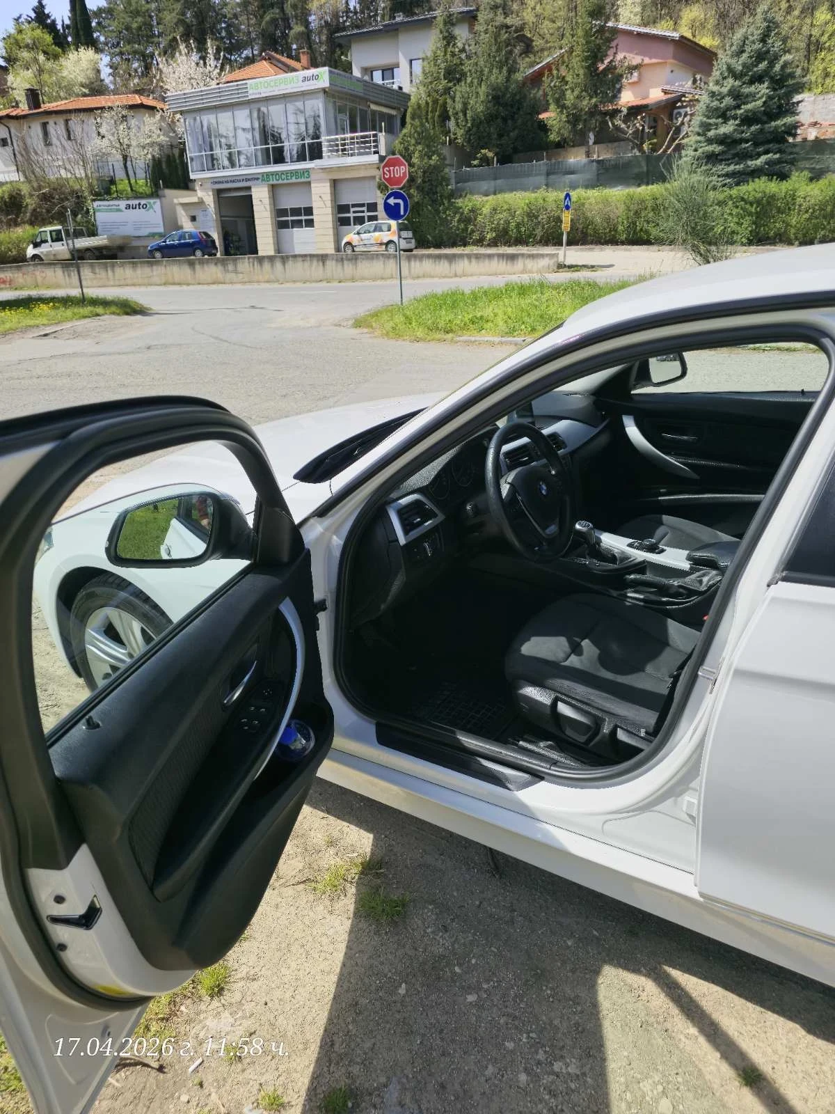 BMW 320 Ф31, снимка 8 - Автомобили и джипове - 54402467