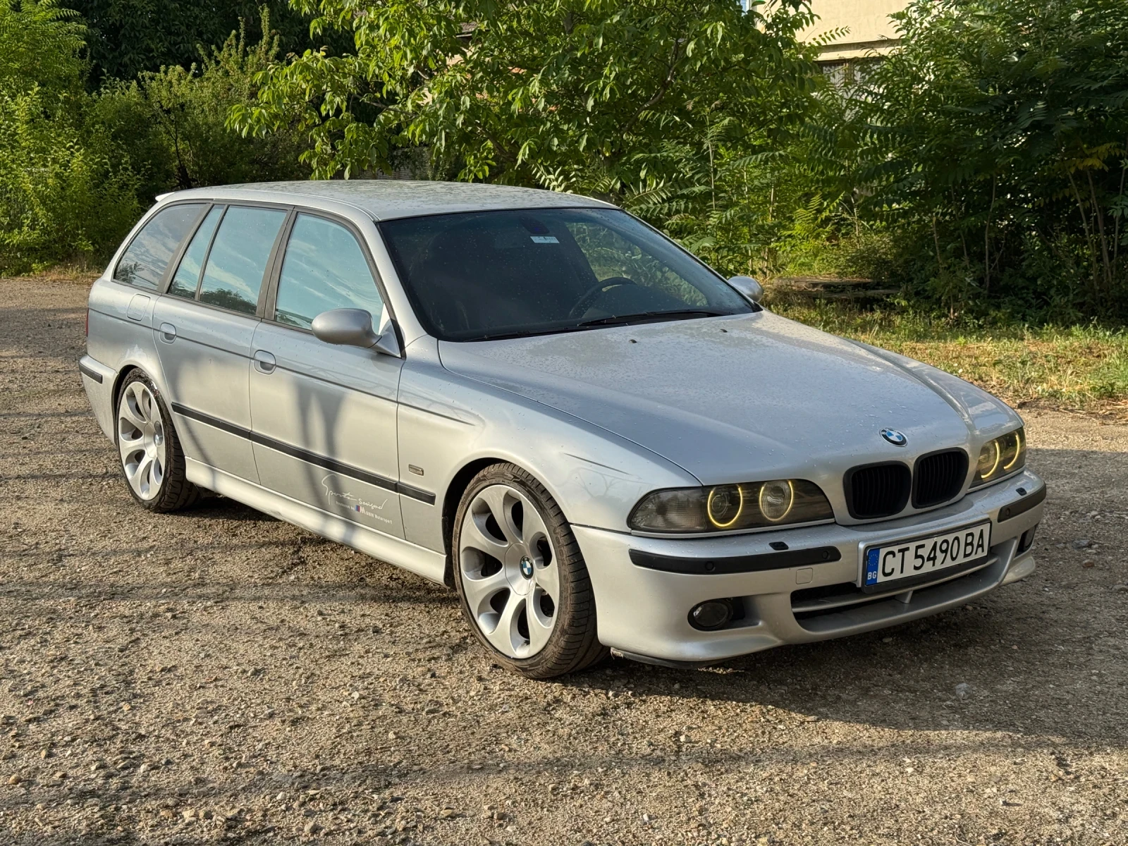 BMW 530