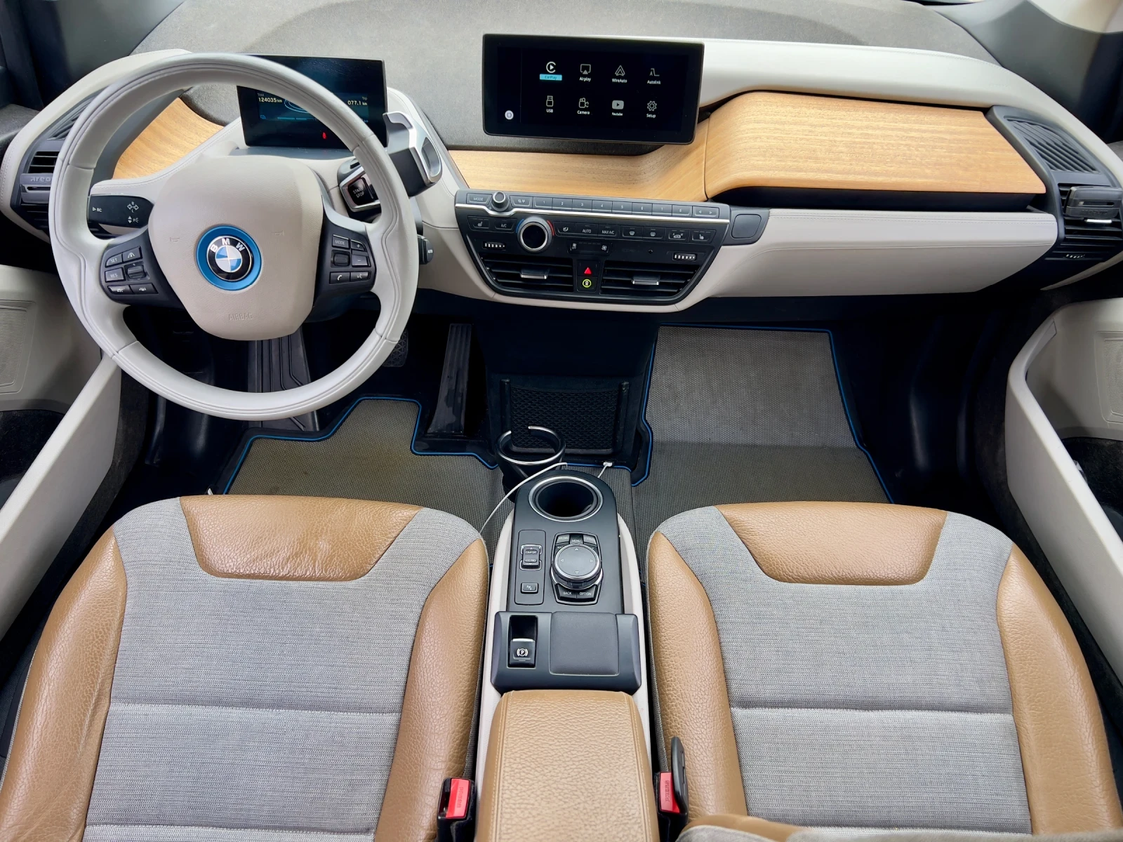 BMW i3 60AH* CAMERA* CARBON* ПОДГРЕВ, снимка 9 - Автомобили и джипове - 54475435