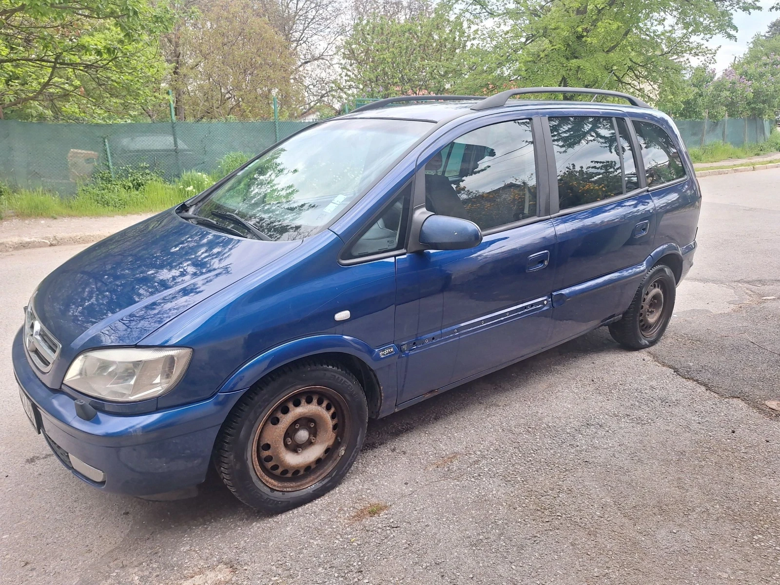 Opel Zafira 2, 2 дизел, снимка 2 - Автомобили и джипове - 54494940