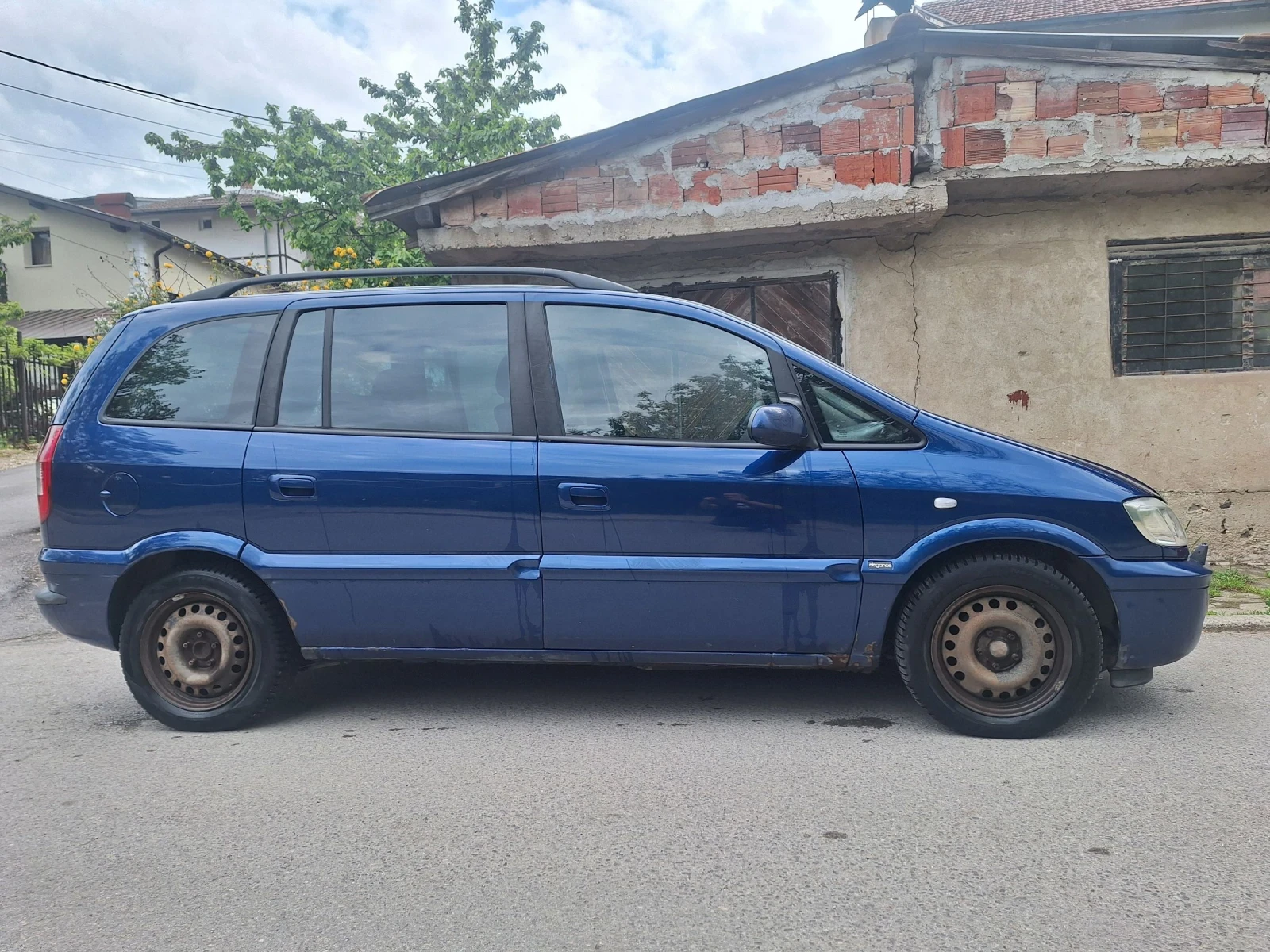 Opel Zafira 2, 2 дизел, снимка 3 - Автомобили и джипове - 54494940