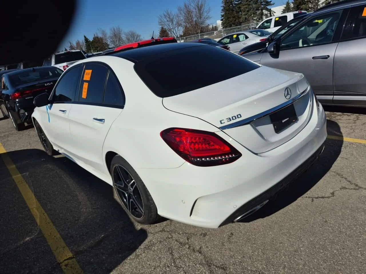 Mercedes-Benz C 300  | PANO | ПОДГРЕВИ | , снимка 4 - Автомобили и джипове - 54680949