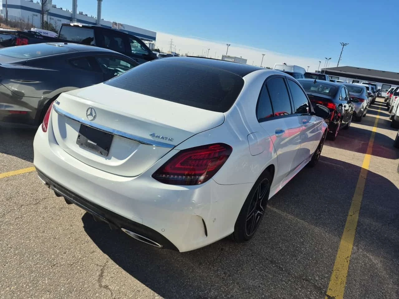 Mercedes-Benz C 300  | PANO | ПОДГРЕВИ | , снимка 3 - Автомобили и джипове - 54680949