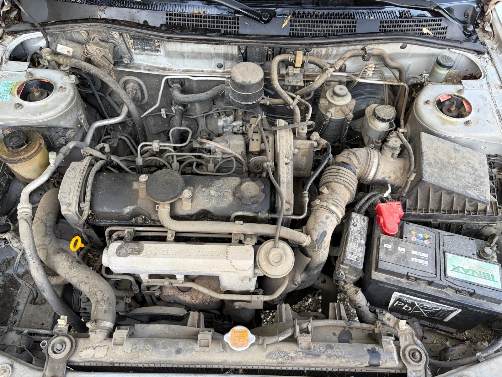 Nissan Primera, снимка 7 - Автомобили и джипове - 55092530