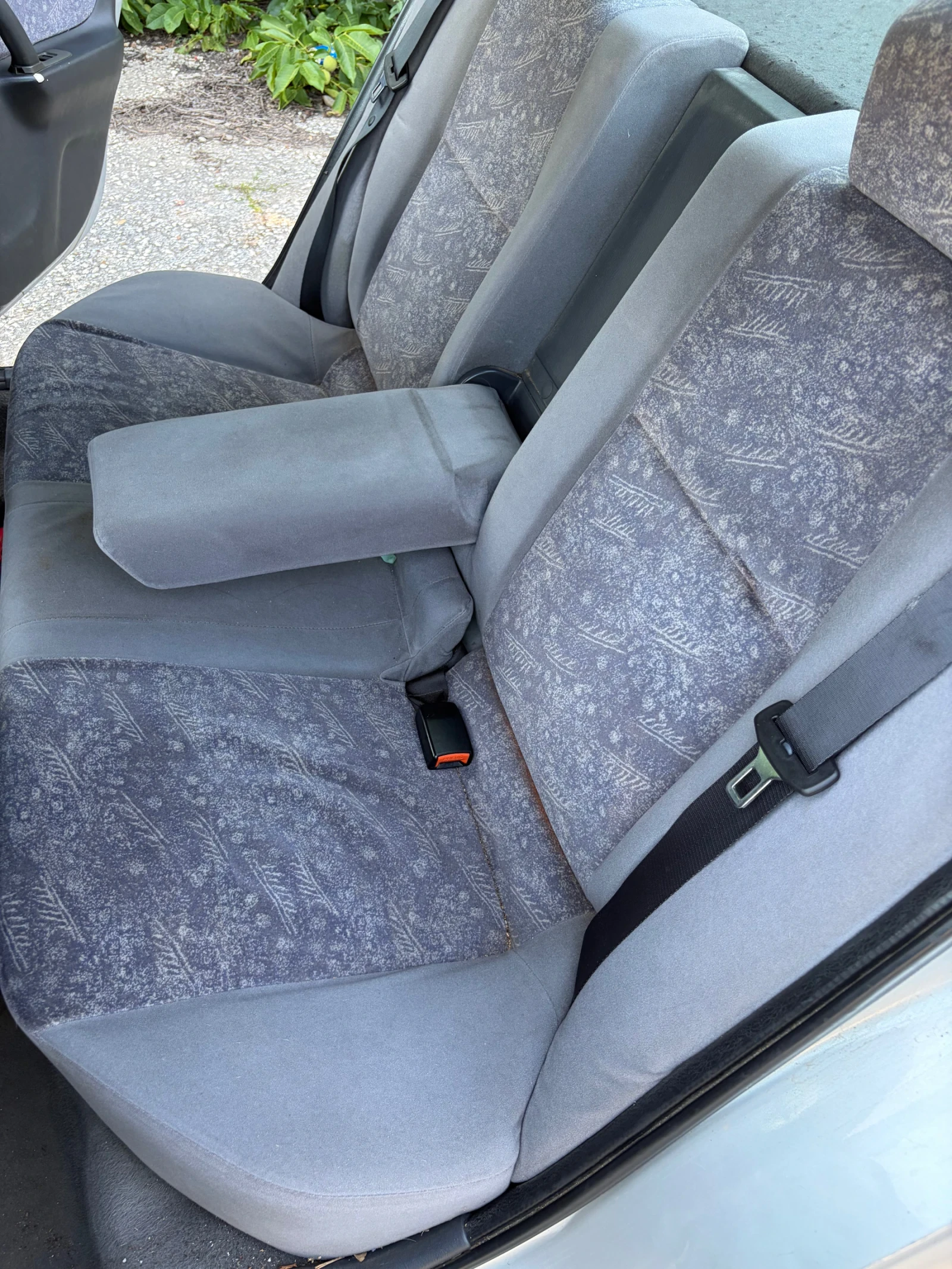 Nissan Primera, снимка 6 - Автомобили и джипове - 55092530