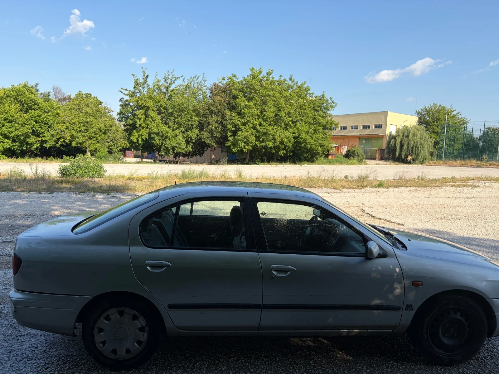 Nissan Primera, снимка 4 - Автомобили и джипове - 55092530