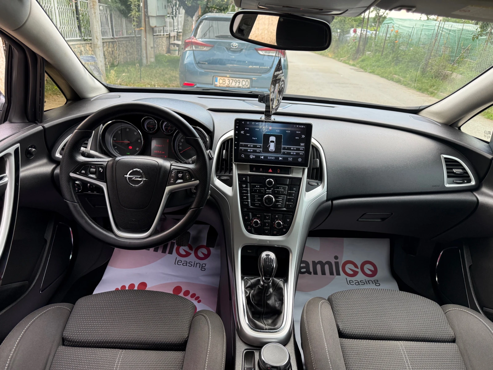 Opel Astra J 1.7CDTI, снимка 11 - Автомобили и джипове - 55105320