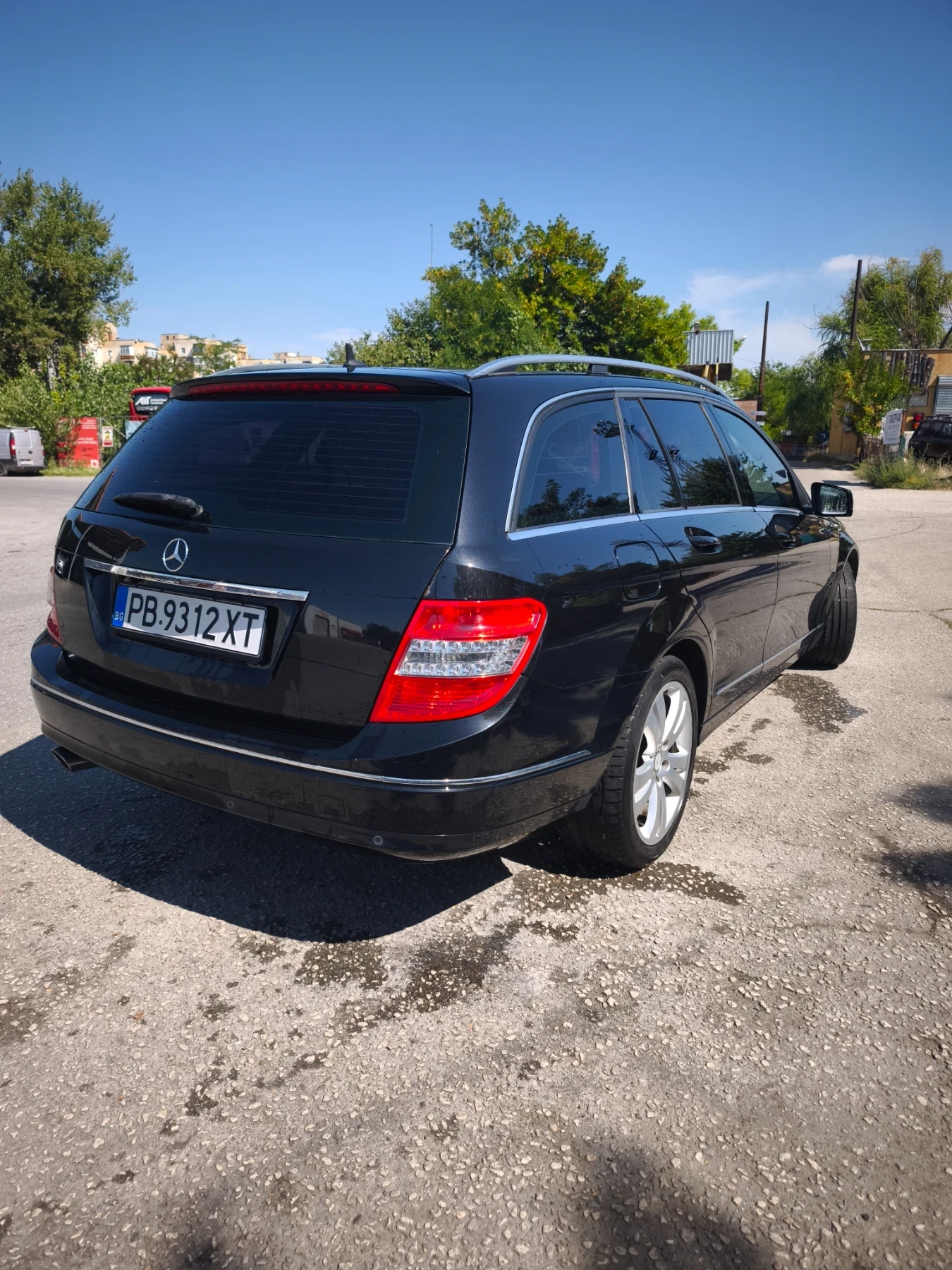 Mercedes-Benz C 220 Avantgarde, снимка 12 - Автомобили и джипове - 56253176