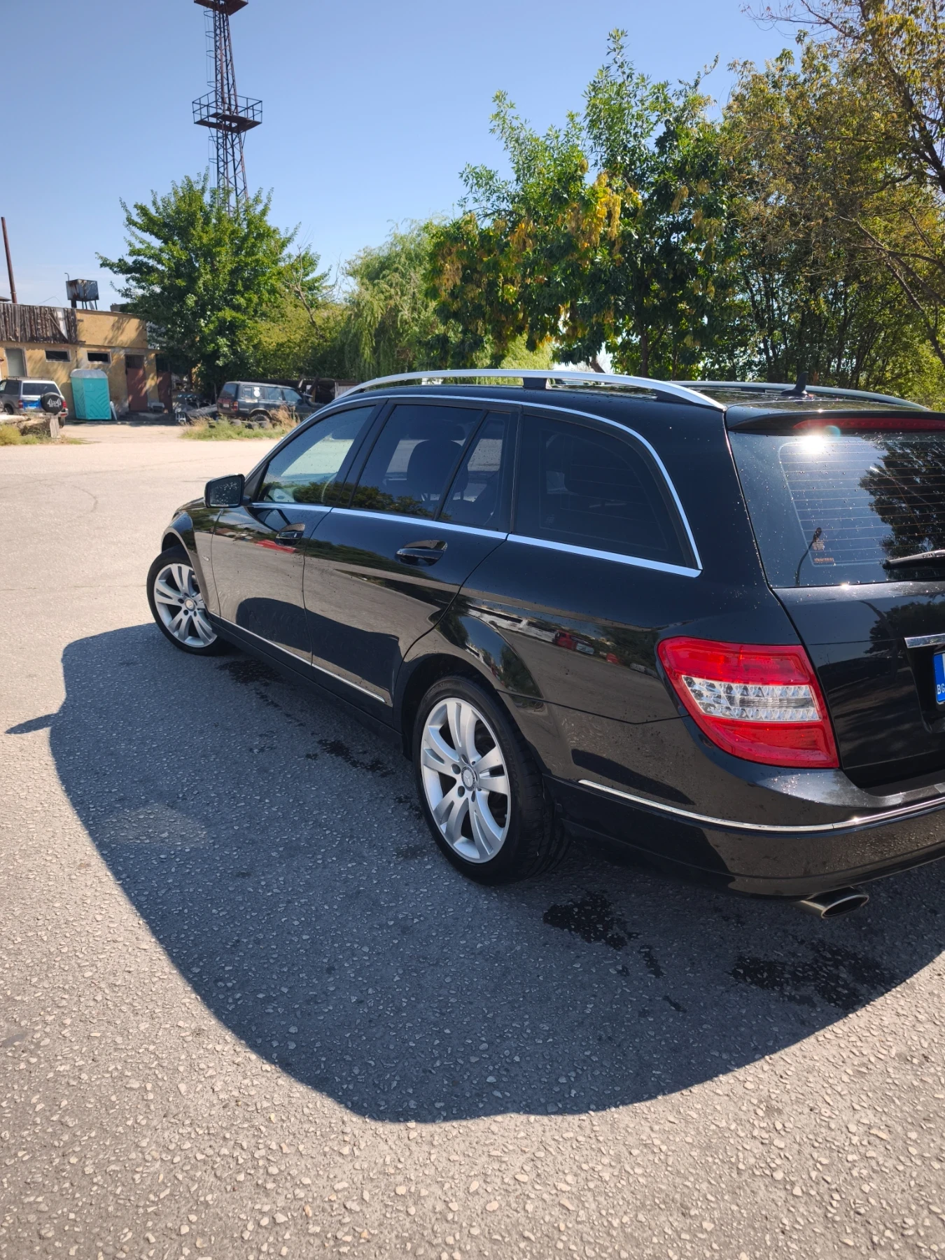 Mercedes-Benz C 220 Avantgarde, снимка 14 - Автомобили и джипове - 56253176