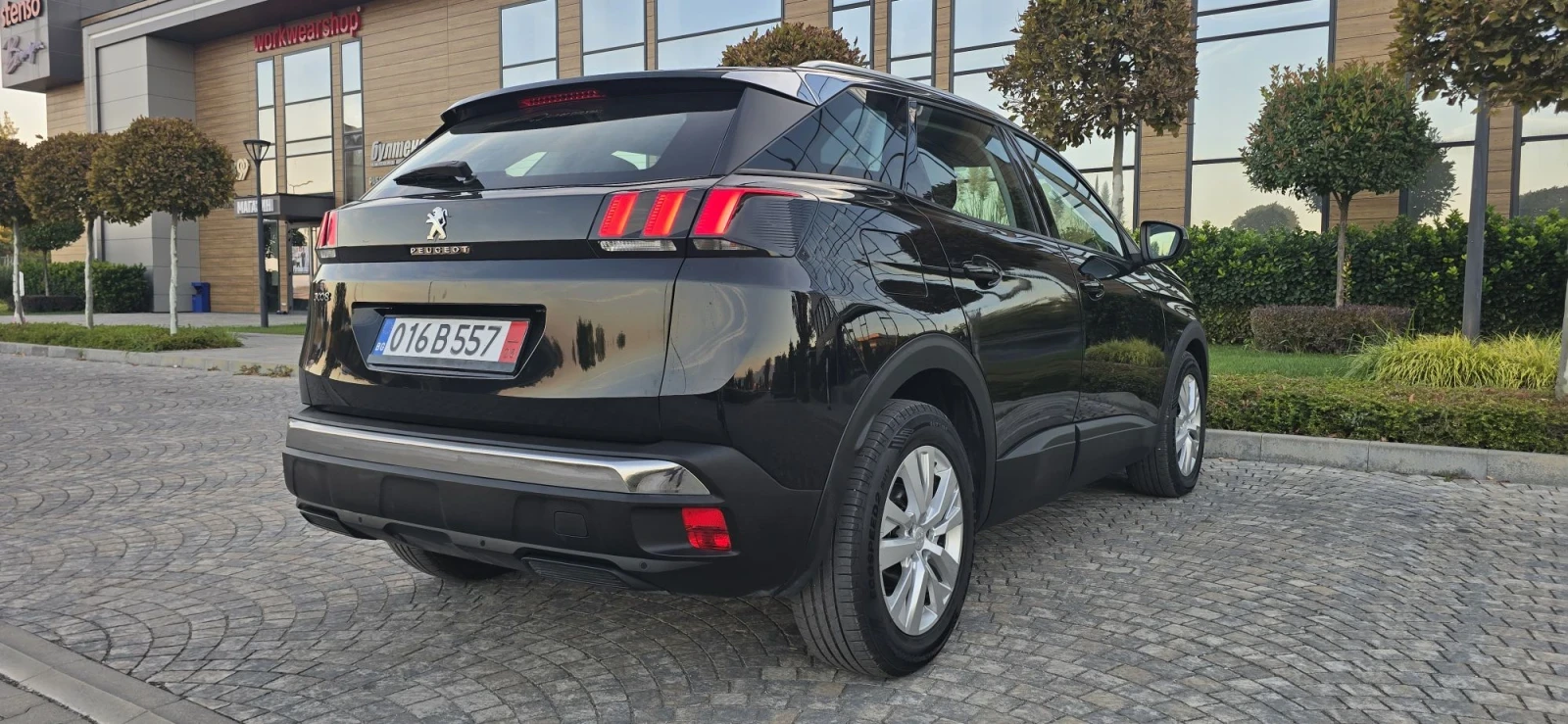 Peugeot 3008 1.6 HDI* GT-LINE* АВТОМАТ* НАВИ* КАМЕРА* FULL, снимка 6 - Автомобили и джипове - 56112851