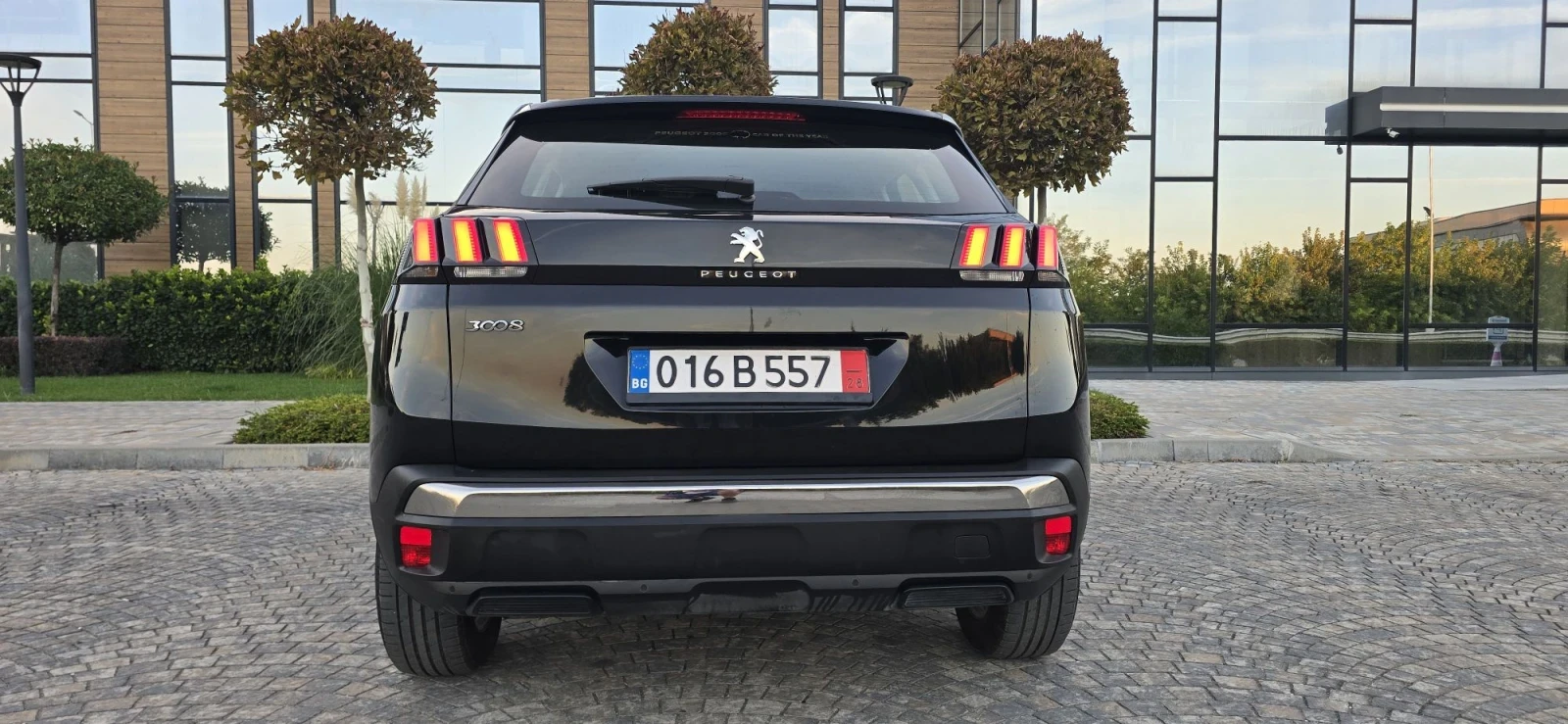Peugeot 3008 1.6 HDI* GT-LINE* АВТОМАТ* НАВИ* КАМЕРА* FULL, снимка 5 - Автомобили и джипове - 56112851