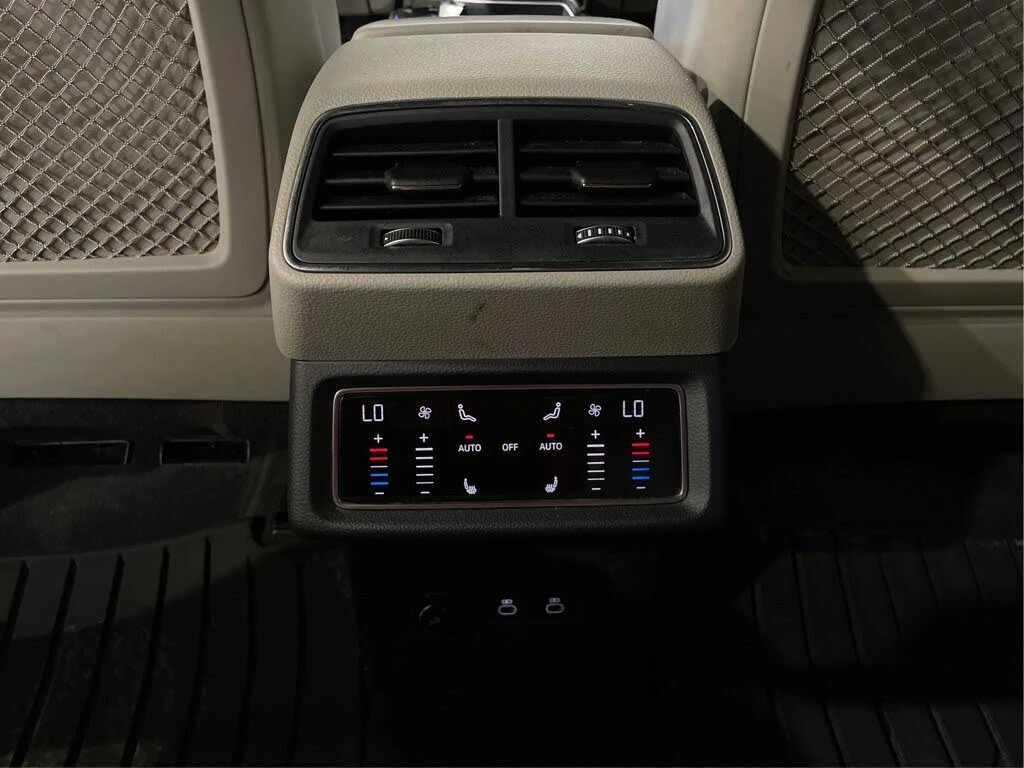 Audi E-Tron SUV* TECHNIK* S LINE* �����* B&O* 360* ������ ���� | Mobile.bg � ����������� 17