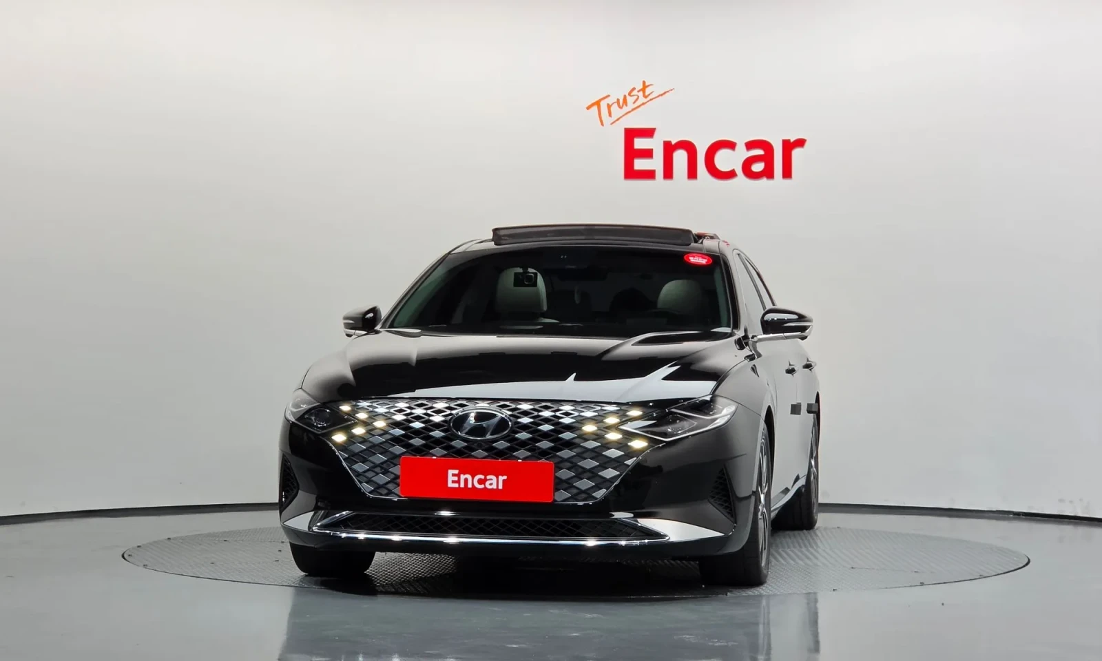 Hyundai Grandeur, снимка 4 - Автомобили и джипове - 56586232