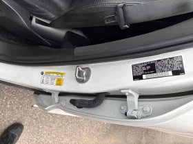 Volvo XC60 B6 AWD Plus Bright Theme  CARFAX, снимка 10