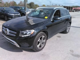  Mercedes-Benz GLC 30...