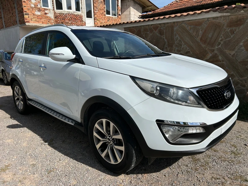 Kia Sportage 1.6 GDI* , снимка 3 - Автомобили и джипове - 47454525