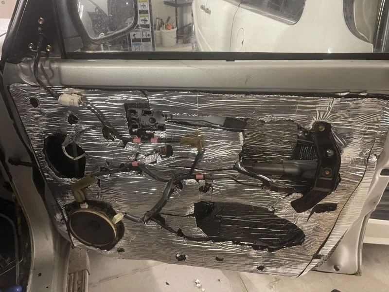 Toyota Land cruiser J90, снимка 9 - Автомобили и джипове - 52642119