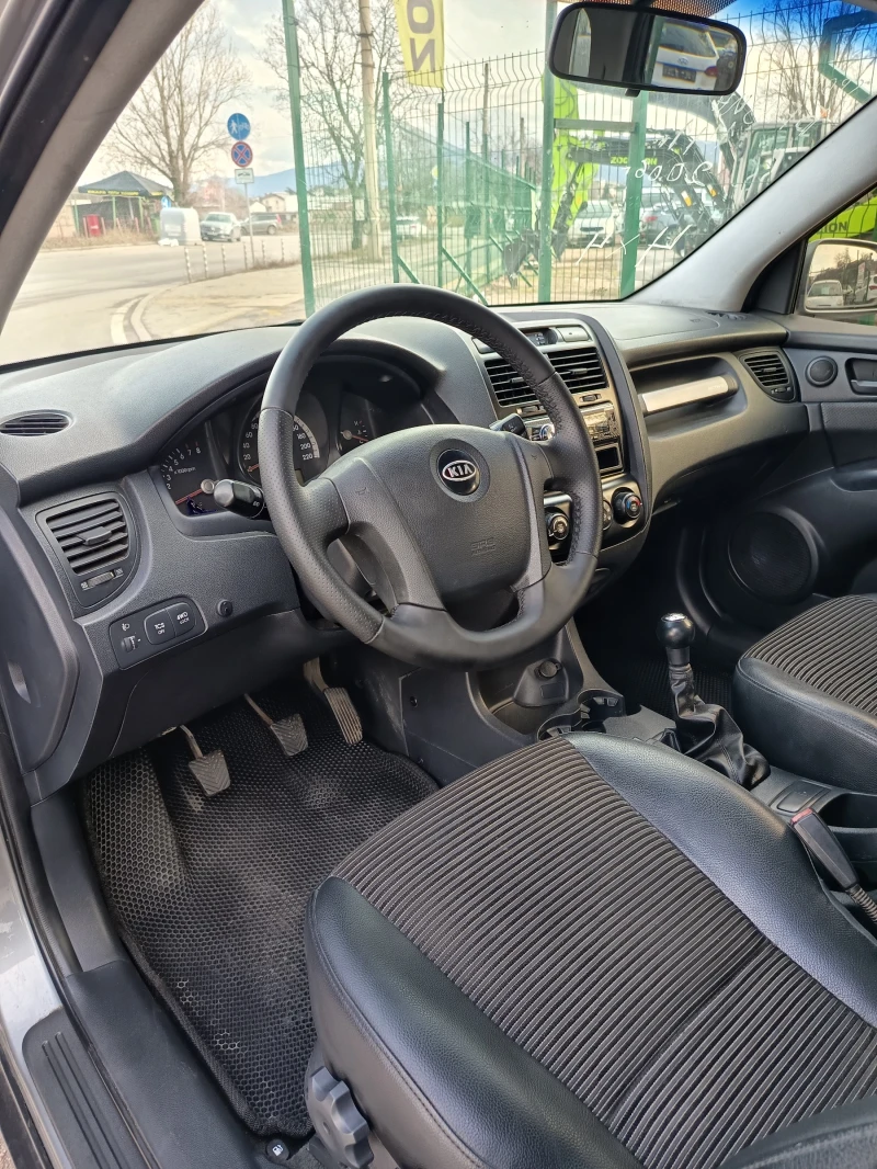 Kia Sportage 2.0/141k.c/4x4/, снимка 5 - Автомобили и джипове - 53301385
