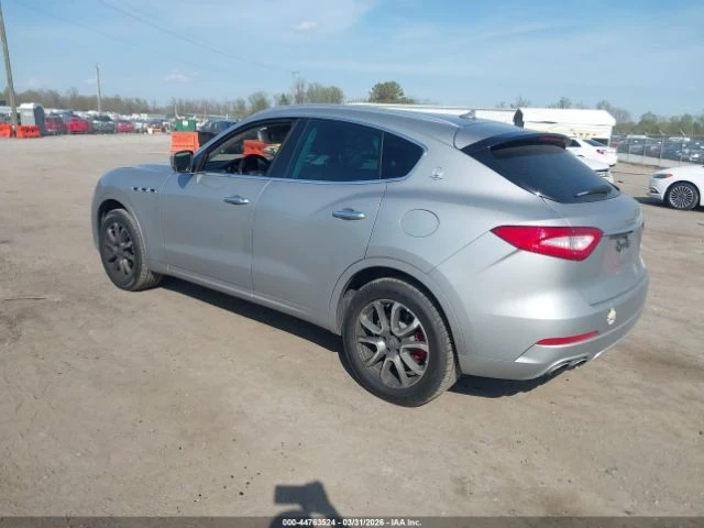 Maserati Levante AWD* КАМЕРИ* 360* ПАНОРАМА* KEYLESS* ПОДГРЕВ* , снимка 4 - Автомобили и джипове - 54240212