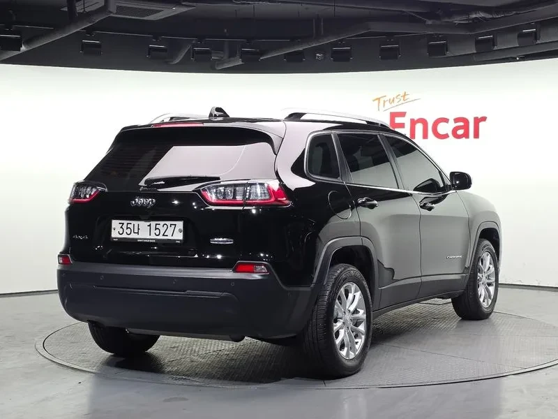 Jeep Cherokee  2.4 Longitude High Awd, снимка 2 - Автомобили и джипове - 56288507