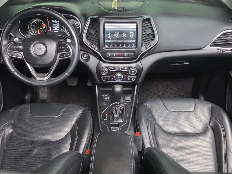 Jeep Cherokee  2.4 Longitude High Awd, снимка 7 - Автомобили и джипове - 56288507