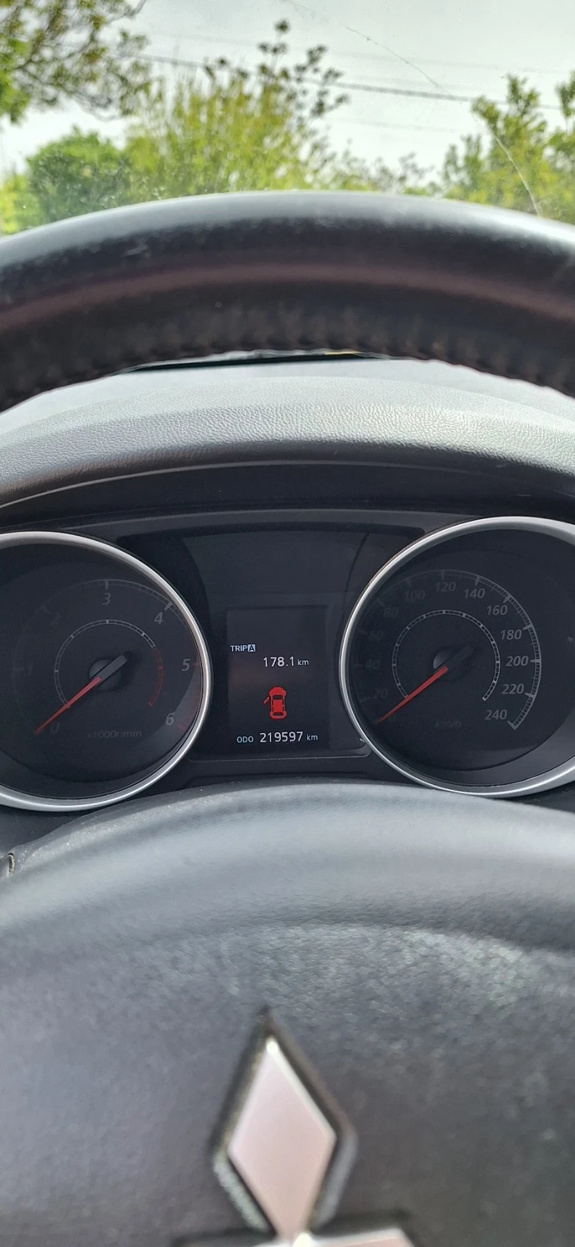 Mitsubishi ASX 1.8D 4x4 - изображение 9
