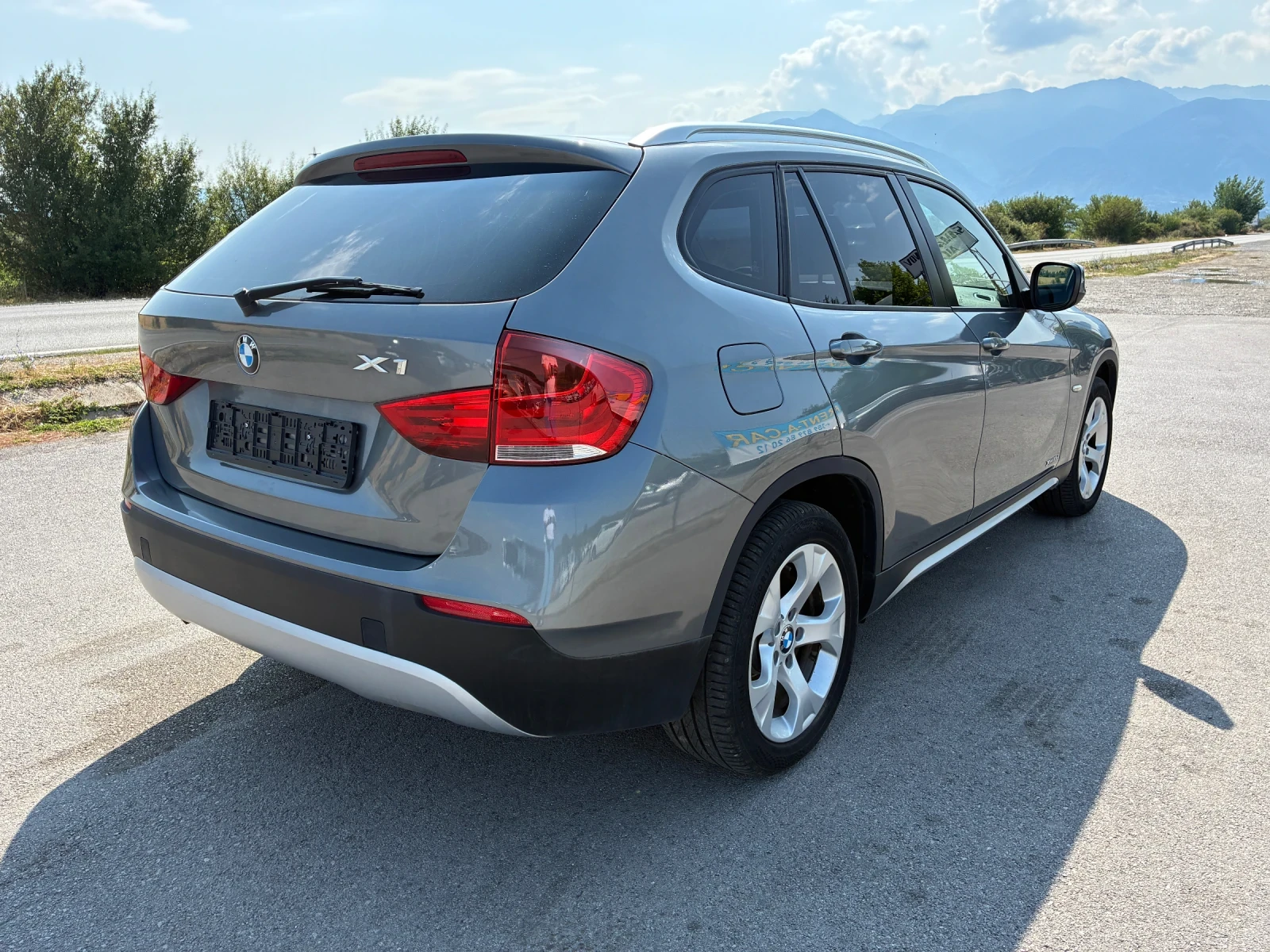 BMW X1  - изображение 5