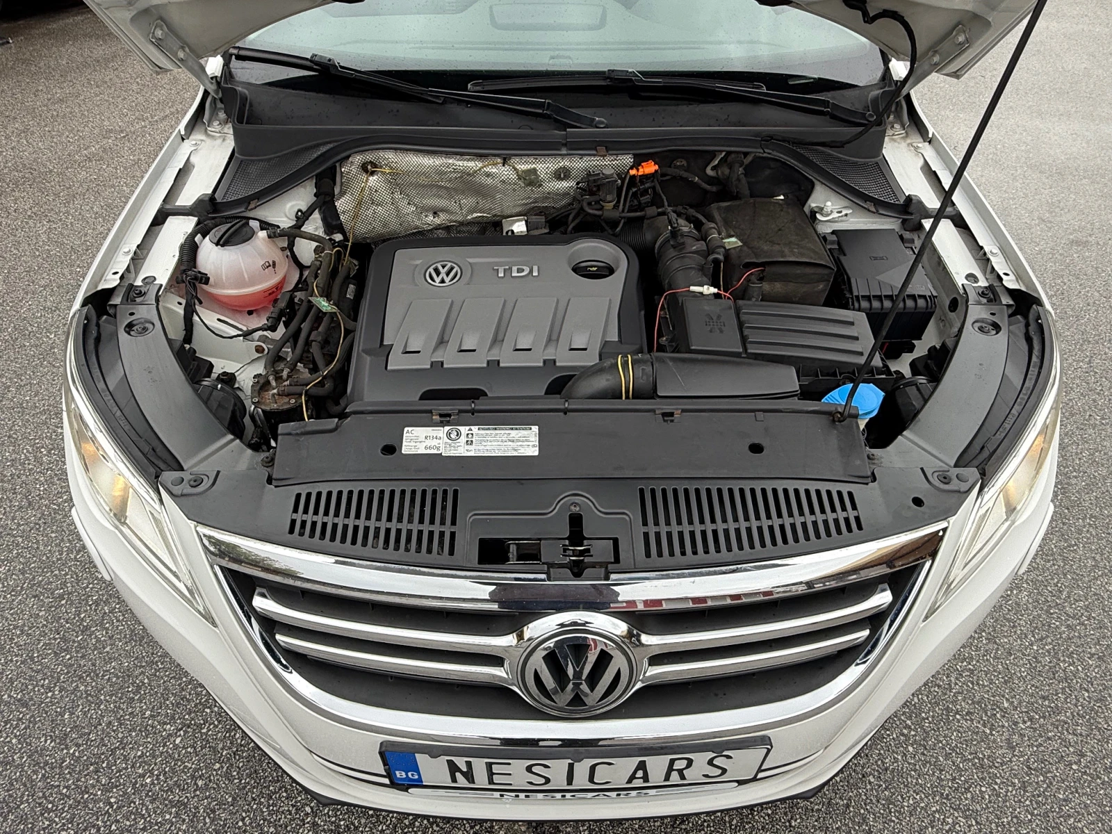 VW Tiguan le2.0 TDI Sport & Sty 4Motion ! ТОП СЪСТОЯНИЕ !  - изображение 8