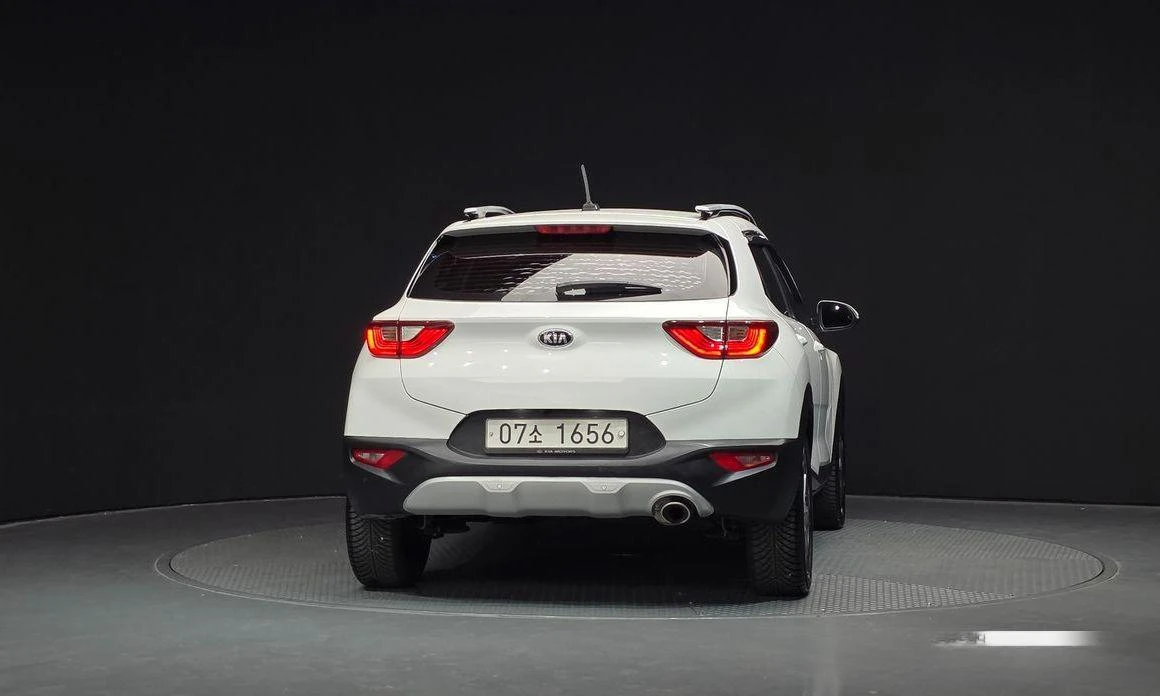 Kia Stonic Diesel 1.6 Prestige * -   *  | Mobile.bg   4