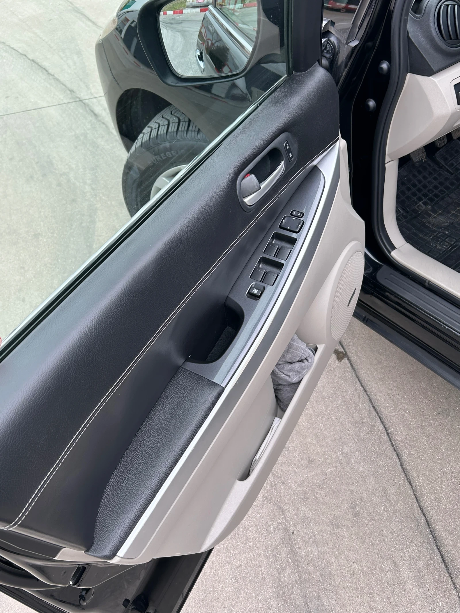 Mazda CX-7 2.3 LPG, снимка 11 - Автомобили и джипове - 53656382