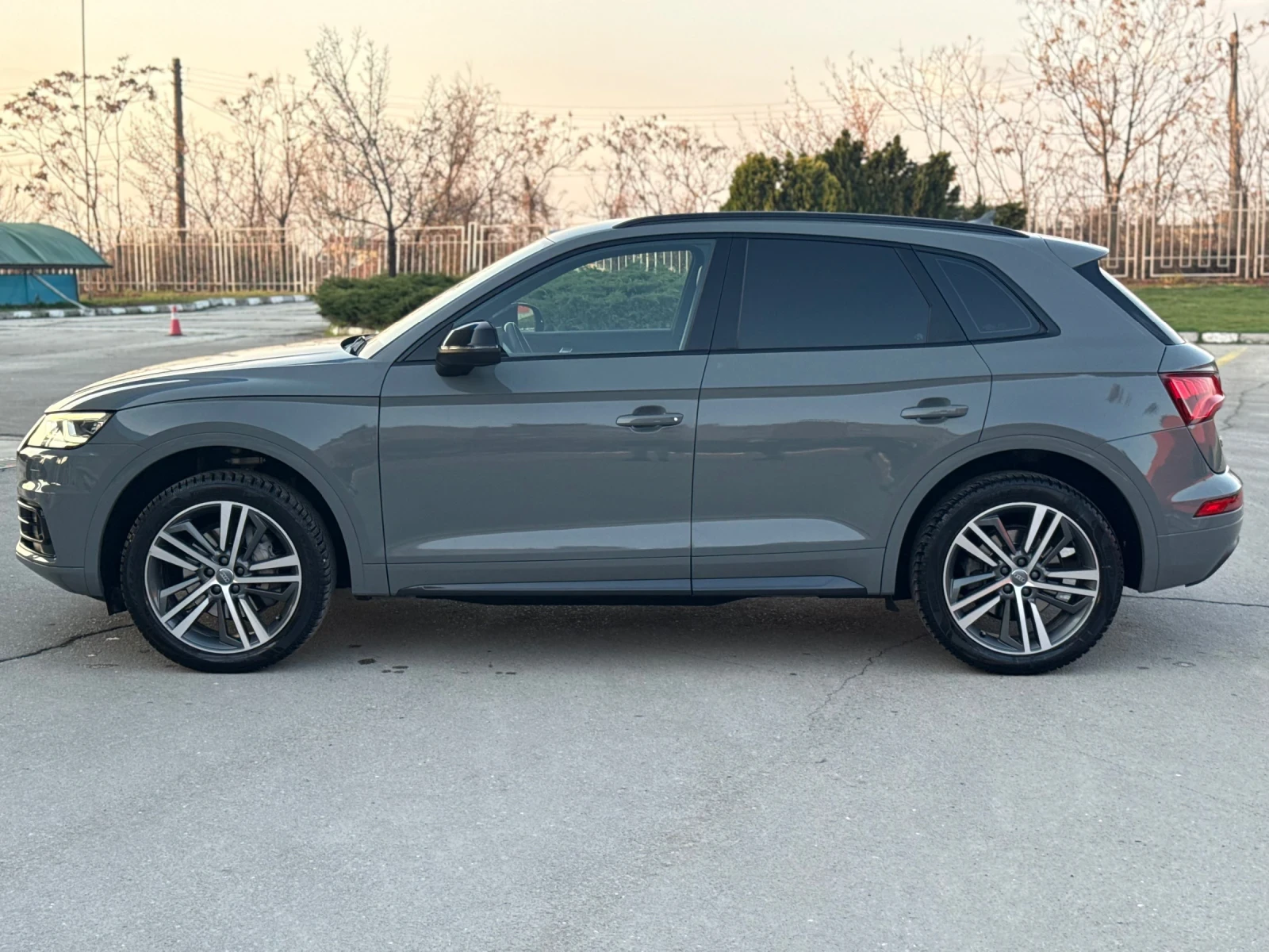Audi Q5 2.0 Tdi 190 k.c 4x4 Full, снимка 8 - Автомобили и джипове - 53892421