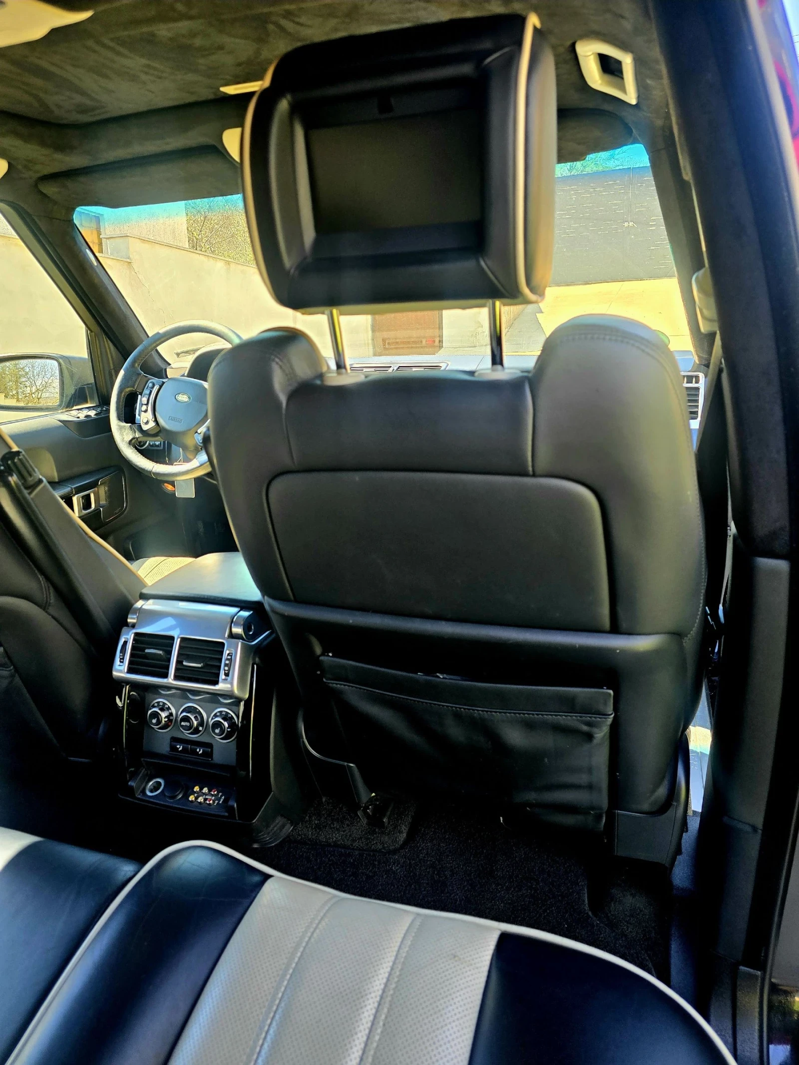 Land Rover Range rover Range Rover Autobiography 3.6 V8 {FULL} , снимка 7 - Автомобили и джипове - 54149893