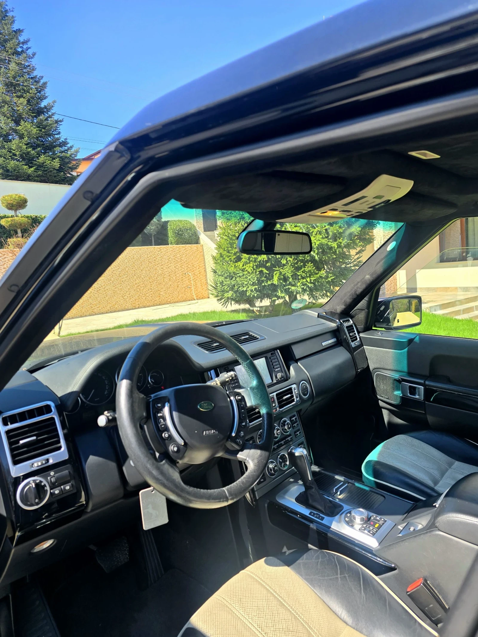 Land Rover Range rover Range Rover Autobiography 3.6 V8 {FULL} , снимка 11 - Автомобили и джипове - 54149893