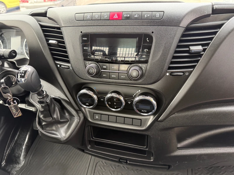 Iveco Daily  35S18 , снимка 11 - Бусове и автобуси - 52100080