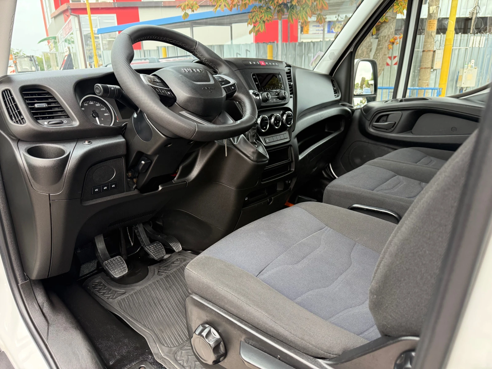 Iveco Daily  35S18  - изображение 10