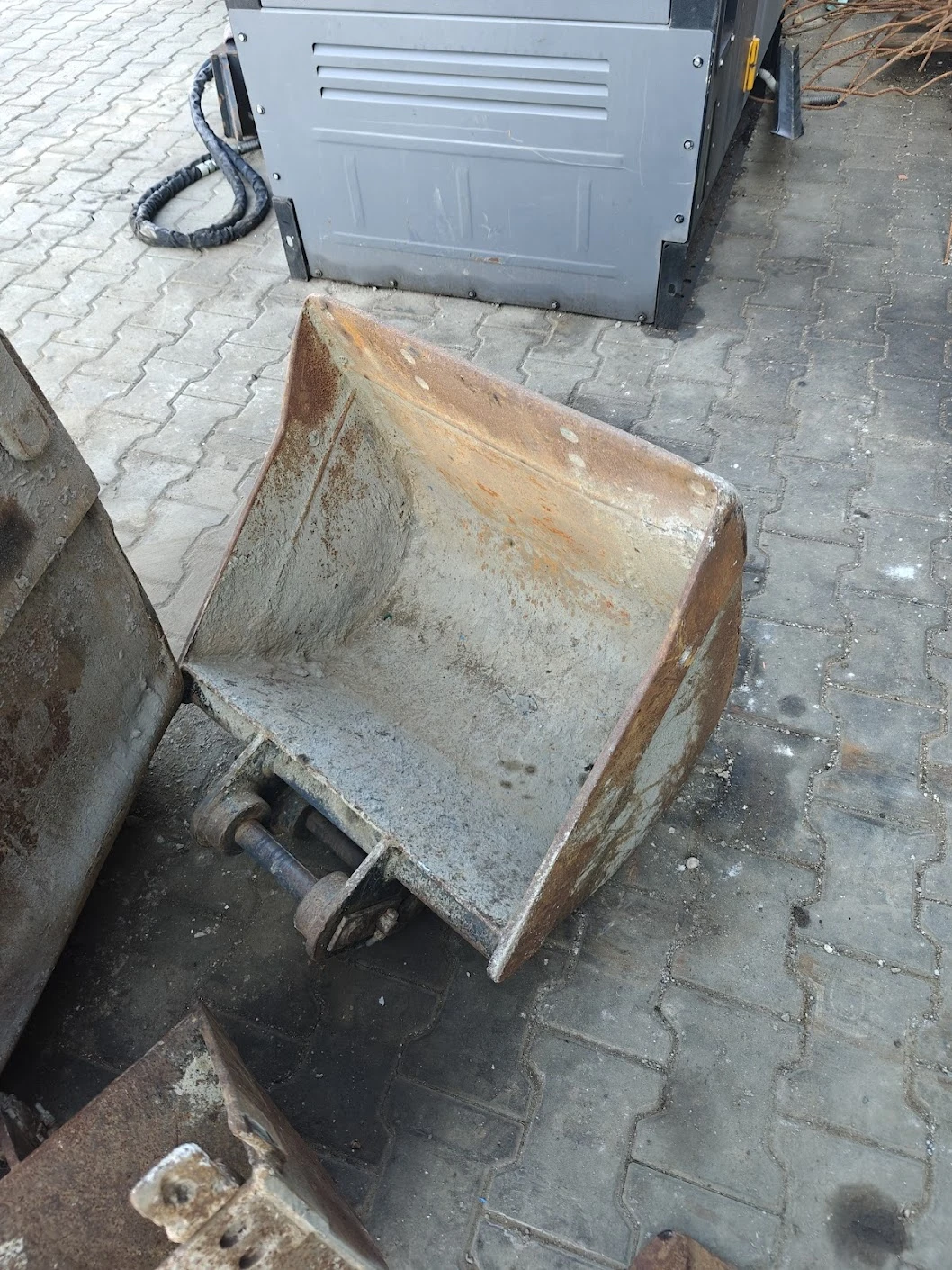 ����� JCB 8026 | Mobile.bg � ����������� 16