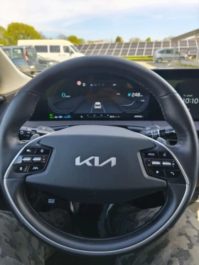 Kia EV6 77Kh, снимка 11