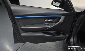 BMW 320 320i M Sport, снимка 13