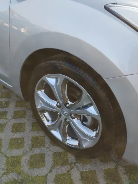 Hyundai I30 1.6 benzin panorama facelift  - 8150 € / 15940.01 лв. - 93454665 14