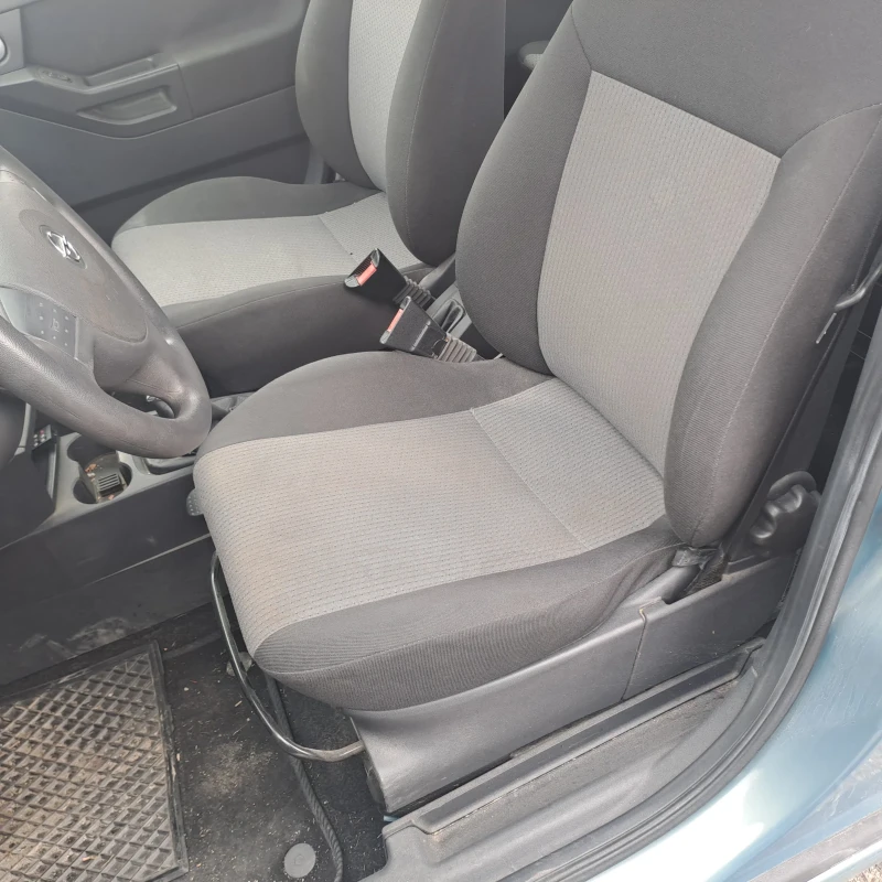 Opel Meriva 1.4  Много запазен автомобил !!!, снимка 11 - Автомобили и джипове - 47252233