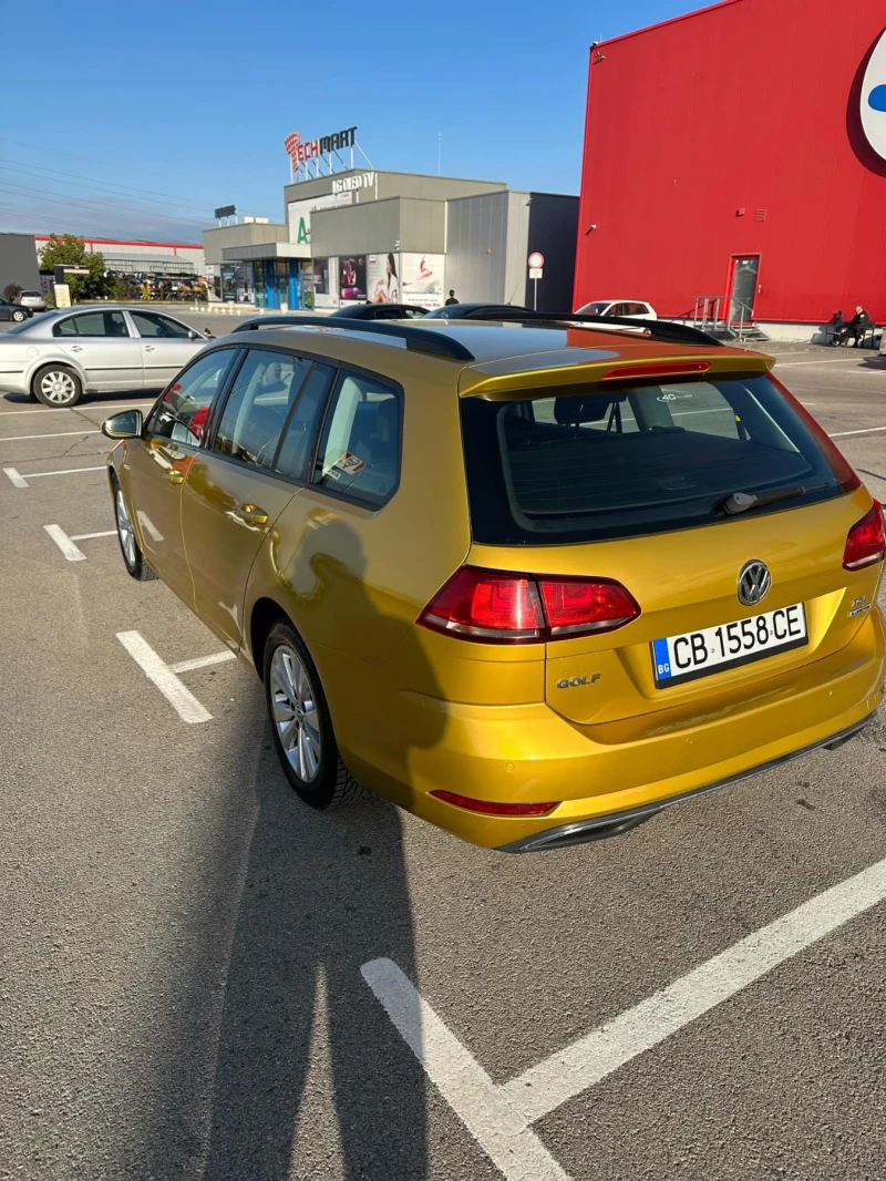 VW Golf 1.tgi МЕТАН, снимка 3 - Автомобили и джипове - 47661735