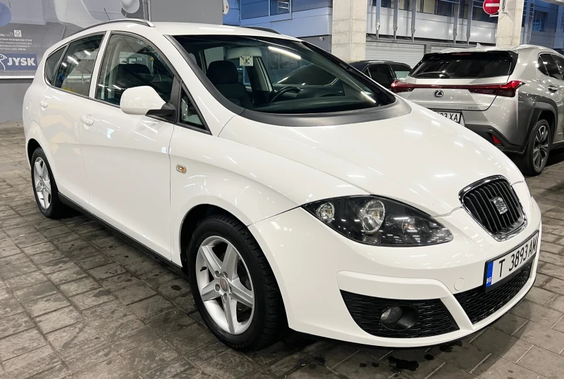 Seat Altea XL 2012г. 1.6 LPG Facelift, снимка 2 - Автомобили и джипове - 47983071