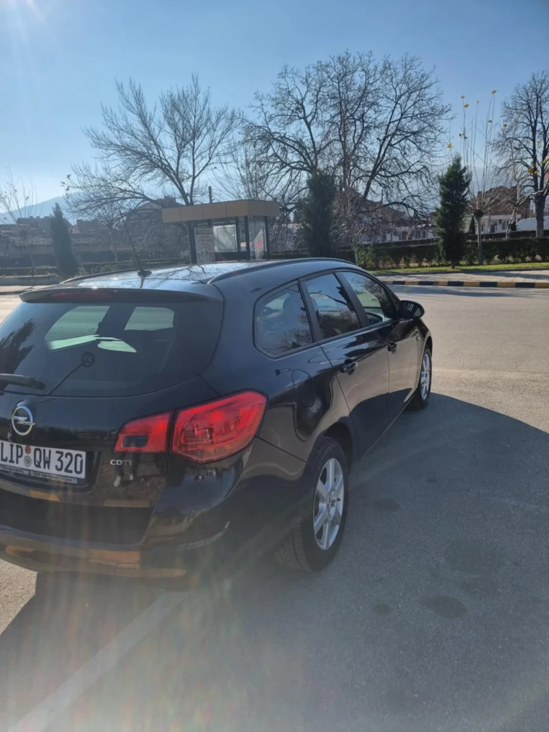 Opel Astra, снимка 7 - Автомобили и джипове - 48334402